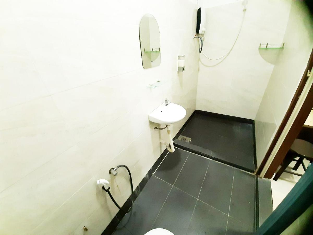Mn Ferringhi Inn 峇都丁宜 外观 照片