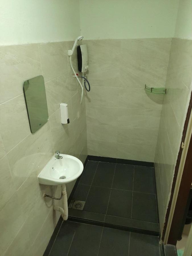 Mn Ferringhi Inn 峇都丁宜 外观 照片
